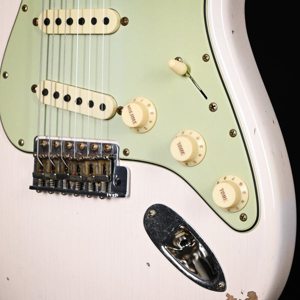 Fender Custom Shop Limited Edition '63 Stratocaster Relic- Super Faded Aged Shell Pink 2025 (CZ585192)
