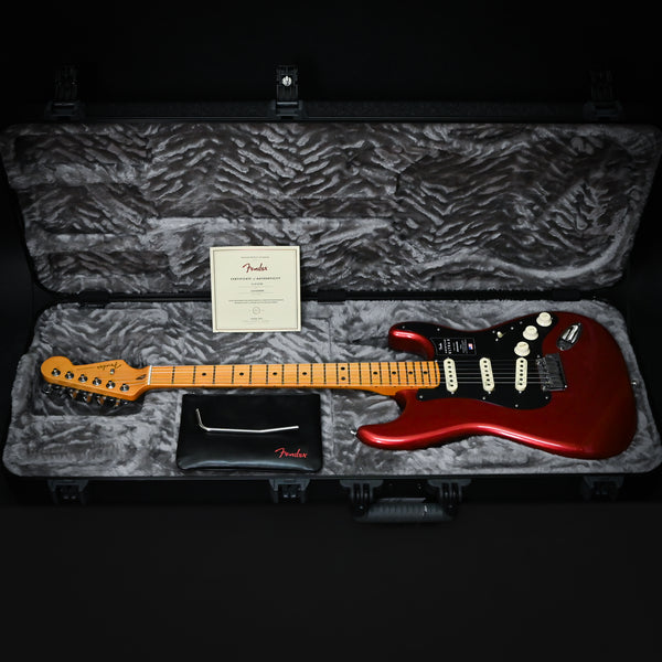 Fender American Ultra II Stratocaster w/ Maple Fingerboard- Sinister Red 2024 (US240038606)