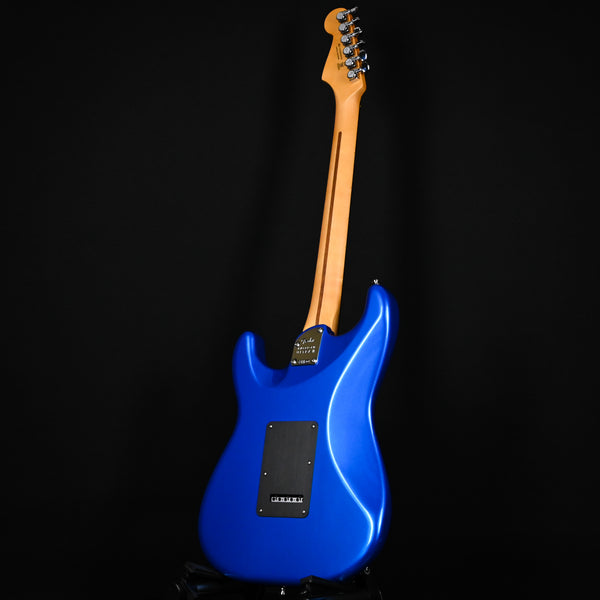 Fender American Ultra II Stratocaster w/ Ebony Fingerboard- Noble Blue 2024 (US240032702)