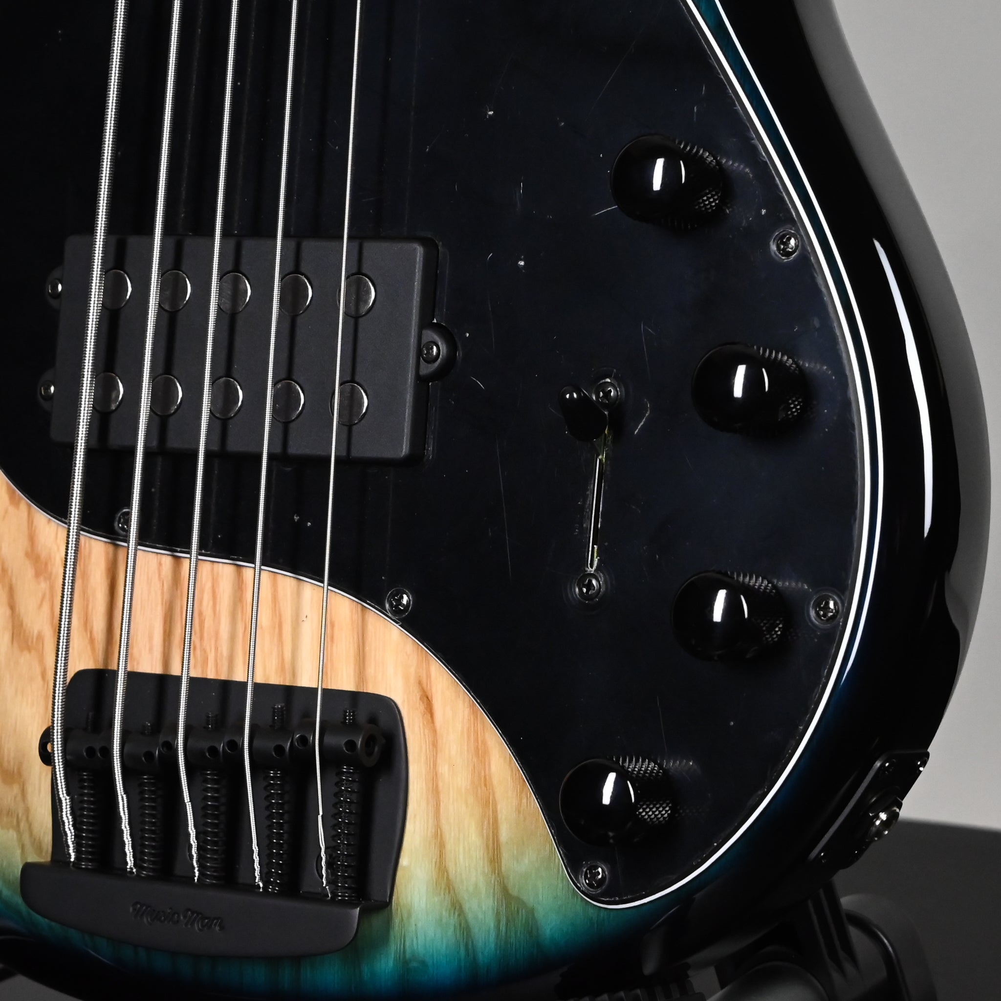Ernie Ball Music Man StingRay Special 5 H w/ Ebony Fretboard, Bass Guitar- Mean Blue Burst 2026 (K10704)