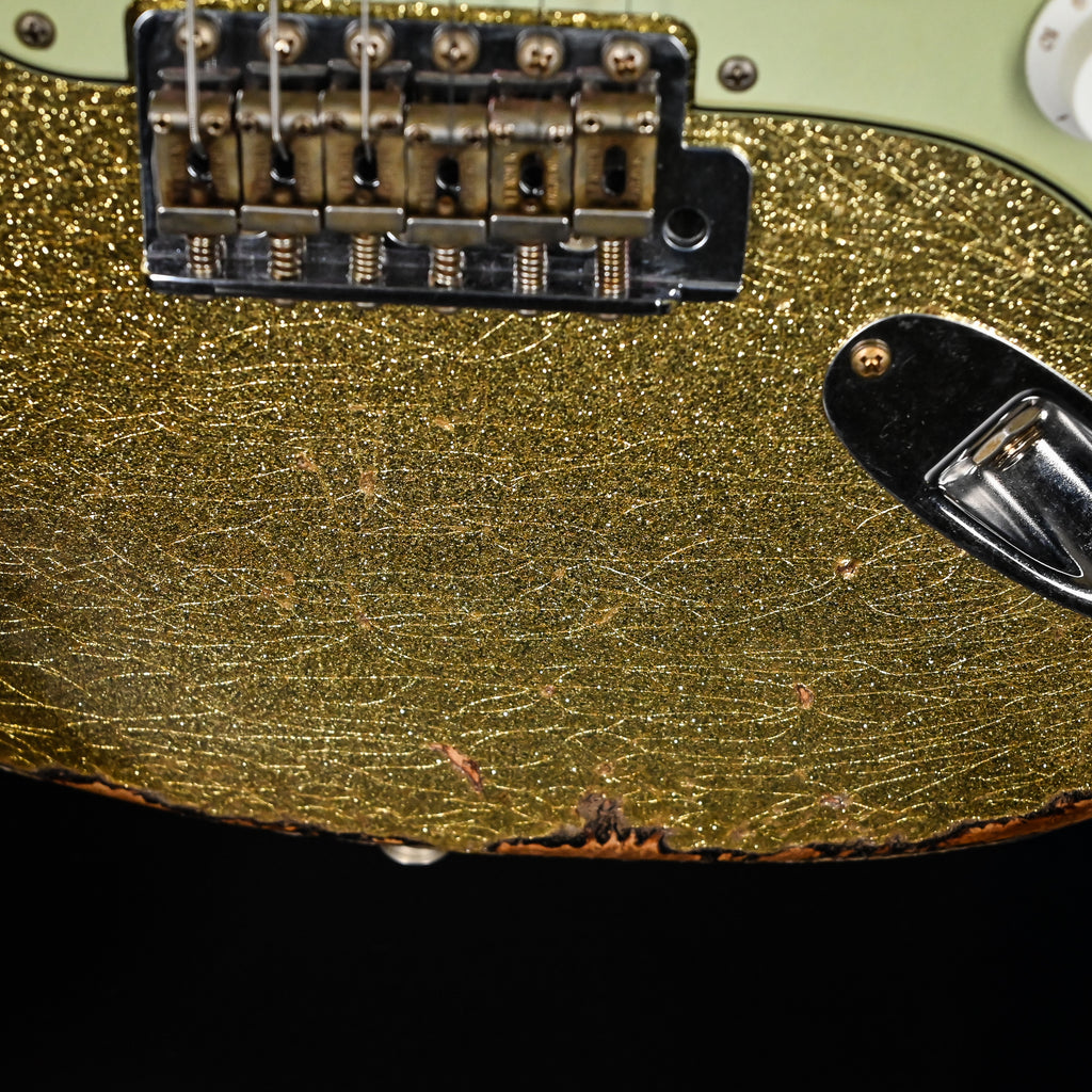 Fender Custom Shop '61 Stratocaster Super Heavy Relic- Gold Sparkle/ 3 Color Sunburst 2026 (CZ588479)