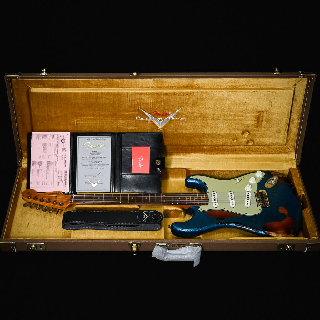 Fender Custom Shop '61 Stratocaster Super Heavy Relic- Blue Sparkle/ 3 Color Sunburst 2026 (CZ590329)