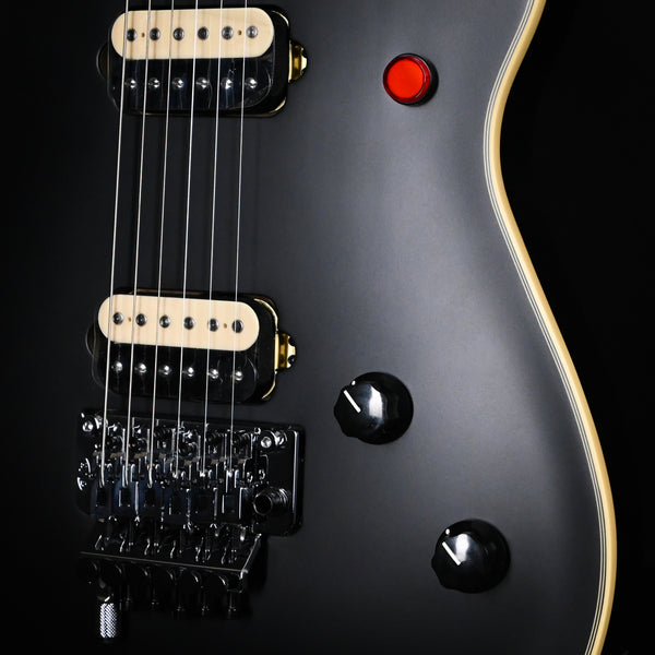 EVH MIJ Series Signature Wolfgang- Stealth WC 2024 (JFE2400296)