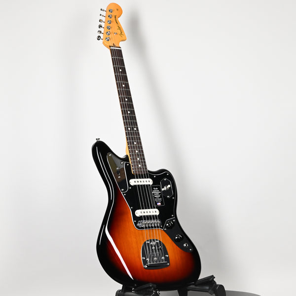 Fender American Professional Classic Jaguar- 3 Color Sunburst 2025 (US25096776)