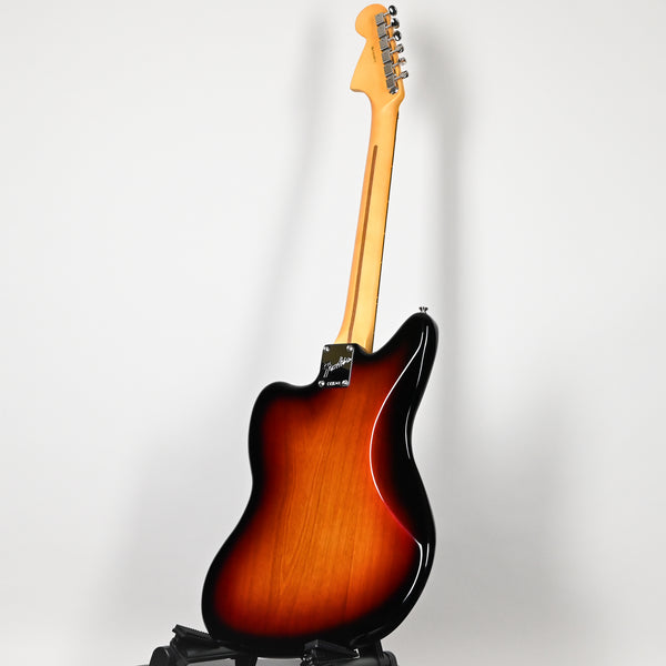 Fender American Professional Classic Jaguar- 3 Color Sunburst 2025 (US25096776)