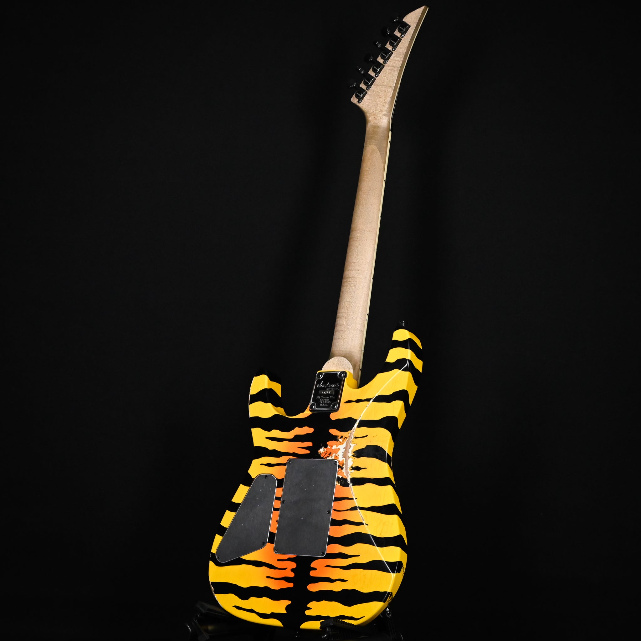 Jackson Custom Shop USA Special Edition Dinky 2H w/ Floyd Rose - Tested Time Bengal Tiger 2026 (XN19787)