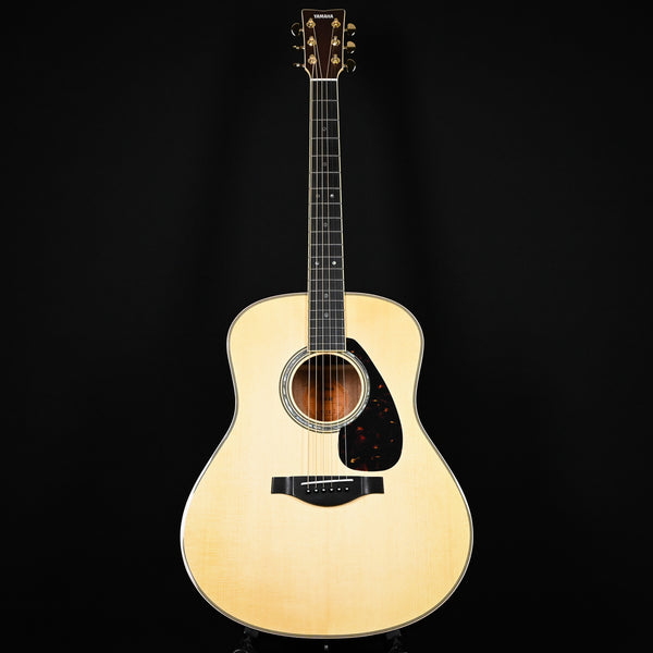 Yamaha LL16M ARE Acoustic-Electric Guitar- Natural (IKN300498)