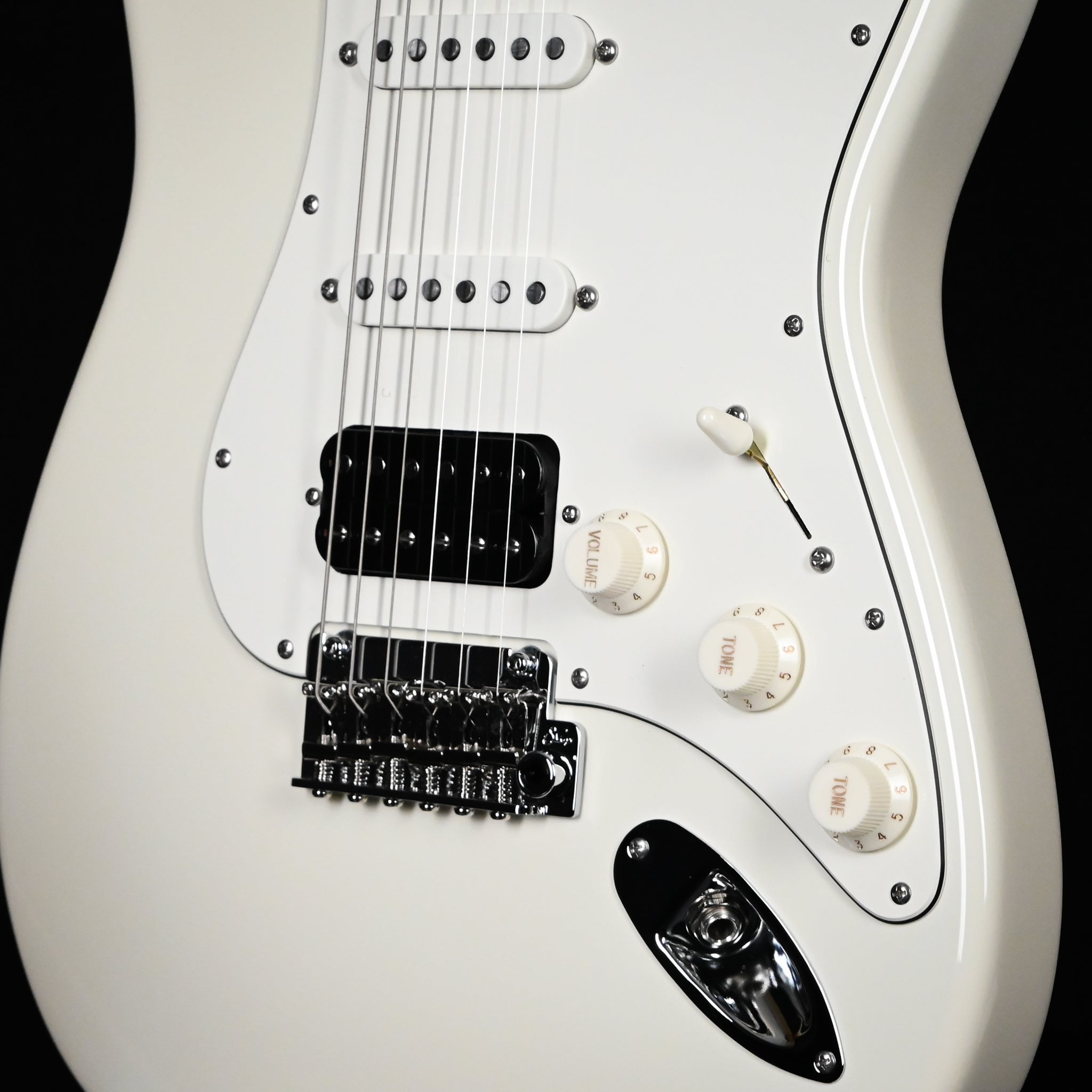 Suhr Classic S HSS Electric Guitar- Olympic White 2026 (94988)