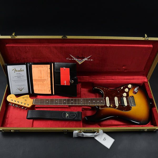 Fender Custom Shop LTD 1967 Stratocaster HSS Journeyman Relic 3 Tone Sunburst Limited Edition (CZ567492)