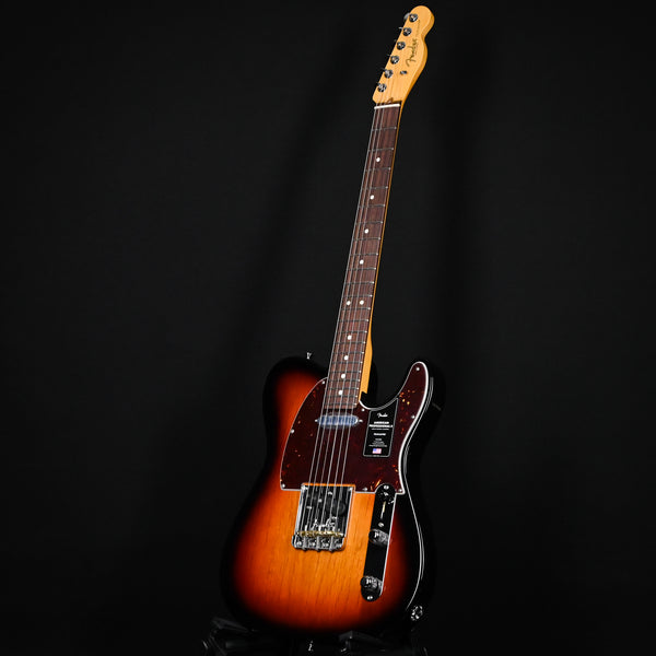 Fender American Professional II Telecaster- 3 Color Sunburst (US24052779)