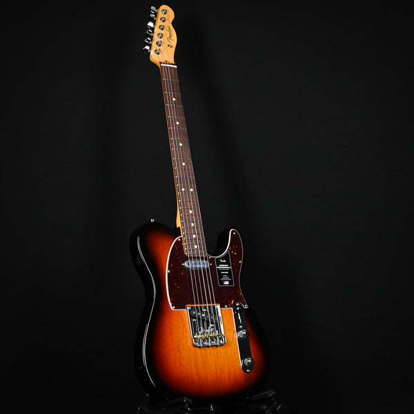 Fender American Professional II Telecaster- 3 Color Sunburst (US24052779)