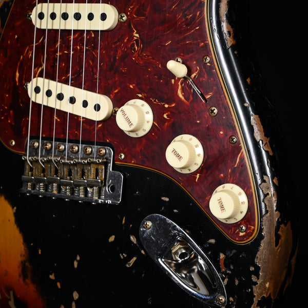 Fender Custom Shop Limited Edition Roasted '61 Stratocaster Super Heavy Relic- Aged Black/ 3 Color Sunburst 2024 (CZ581140)
