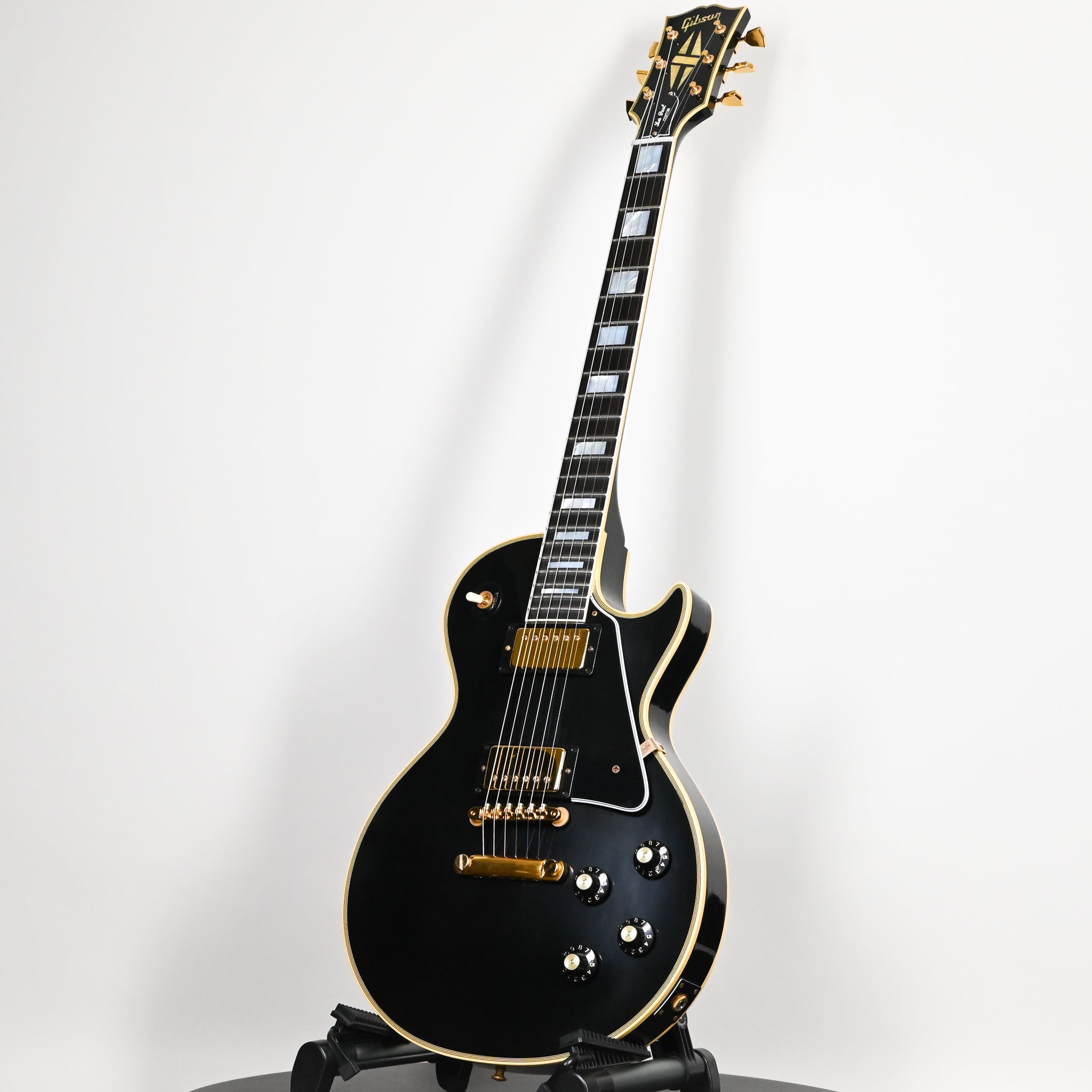 Gibson Custom 1968 Les Paul Custom Reissue w/ Gold Hardware Murphy Lab Ultra Light Aged- Ebony 2026 (604648)