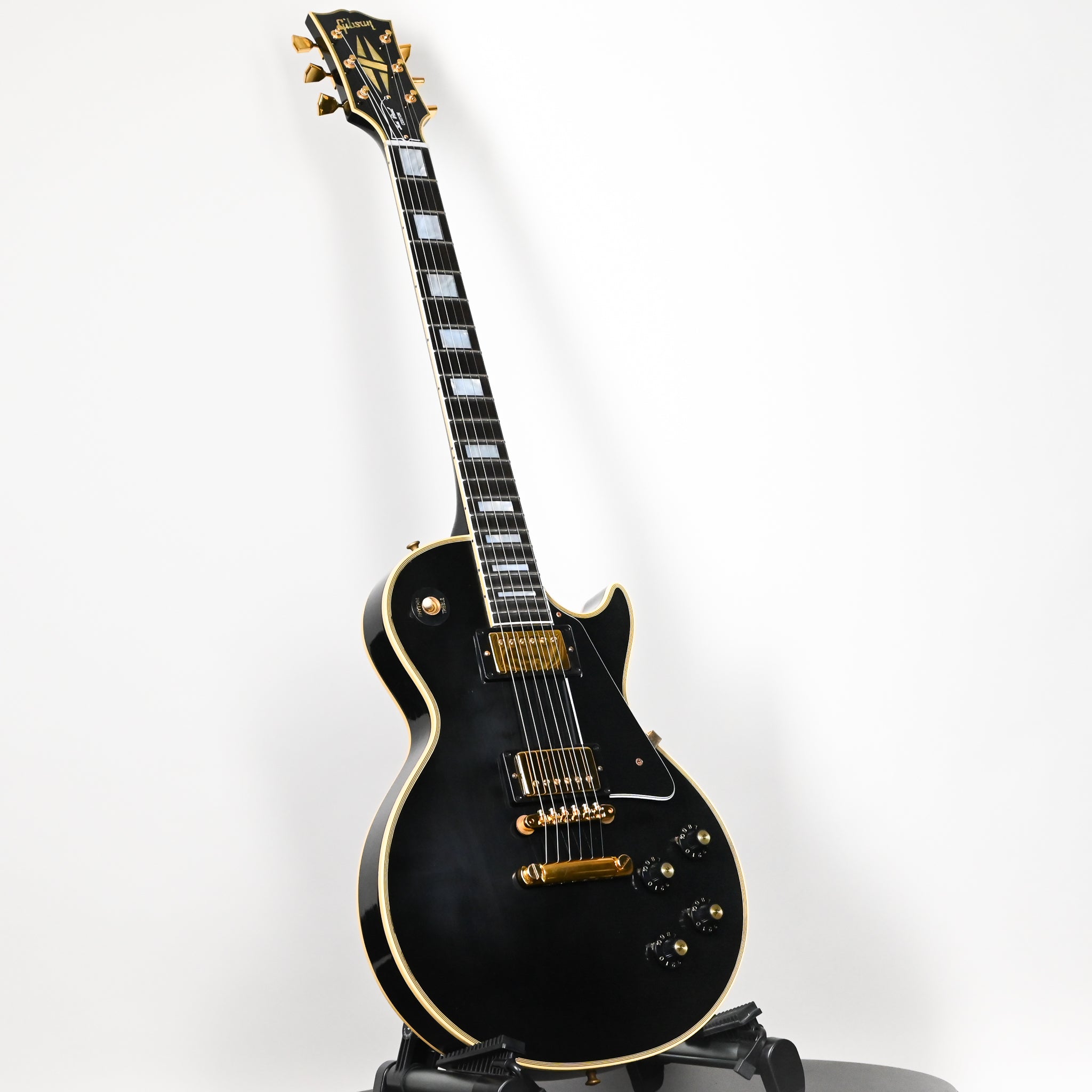 Gibson Custom 1968 Les Paul Custom Reissue w/ Gold Hardware Murphy Lab Ultra Light Aged- Ebony 2026 (604648)