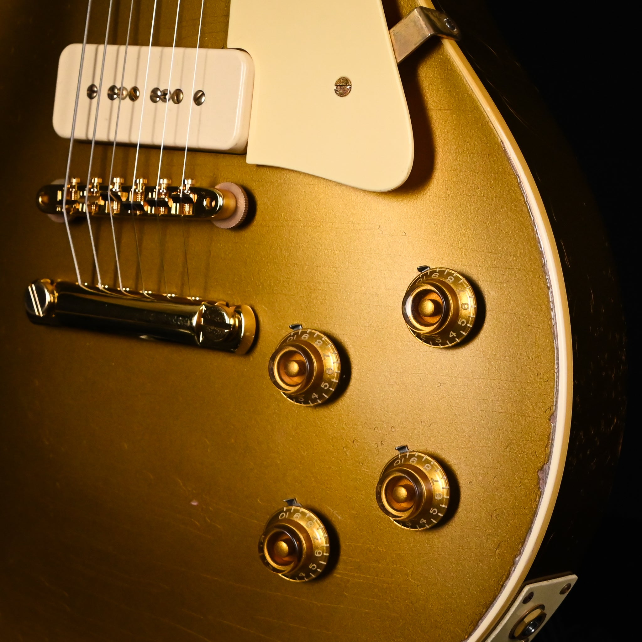 Gibson Custom 1956 Les Paul Standard All Gold Murphy Lab Light Aged- Gold 2026 (66136)