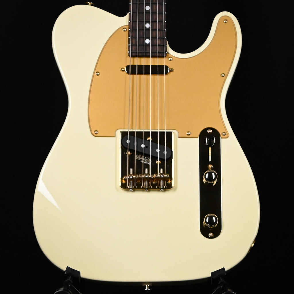 Suhr Mateus Asato Signature Series Classic T w/ Hard-Shell Case- MA White 2026 (86890)