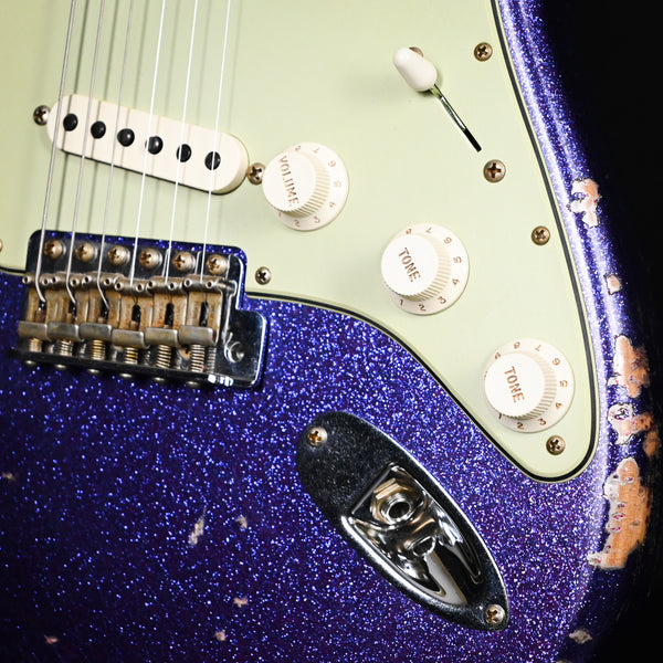 Fender Custom Shop 1962 Stratocaster Heavy Relic Purple Sparkle/ Pink Paisley Josefina Hand Wound Pickups 2024 (R137855)