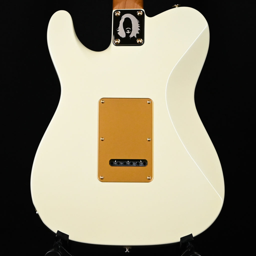 Suhr Mateus Asato Signature Series Classic T w/ Lollar Gold Foil Pickups, Tremolo & Premium Softshell Case- MA White 2026 (85692)