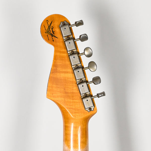 Fender Custom Shop Limited Edition Red Hot Hardtail Stratocaster Heavy Relic- Faded Aged Chocolate 3 Tone Sunburst 2025 (CZ586164)