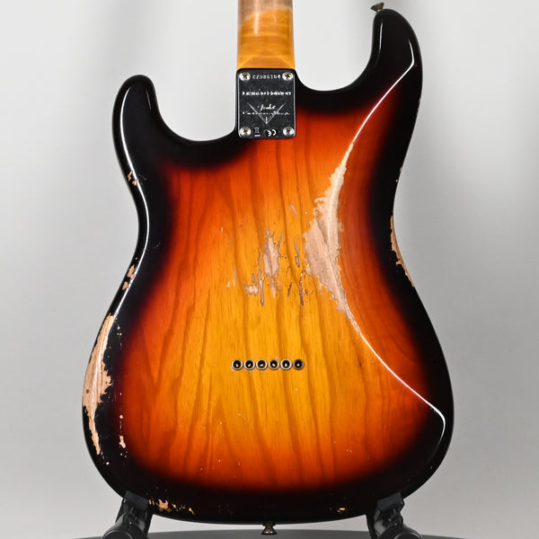 Fender Custom Shop Limited Edition Red Hot Hardtail Stratocaster Heavy Relic- Faded Aged Chocolate 3 Tone Sunburst 2025 (CZ586164)