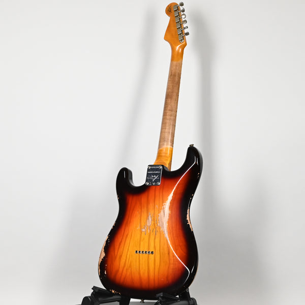 Fender Custom Shop Limited Edition Red Hot Hardtail Stratocaster Heavy Relic- Faded Aged Chocolate 3 Tone Sunburst 2025 (CZ586164)