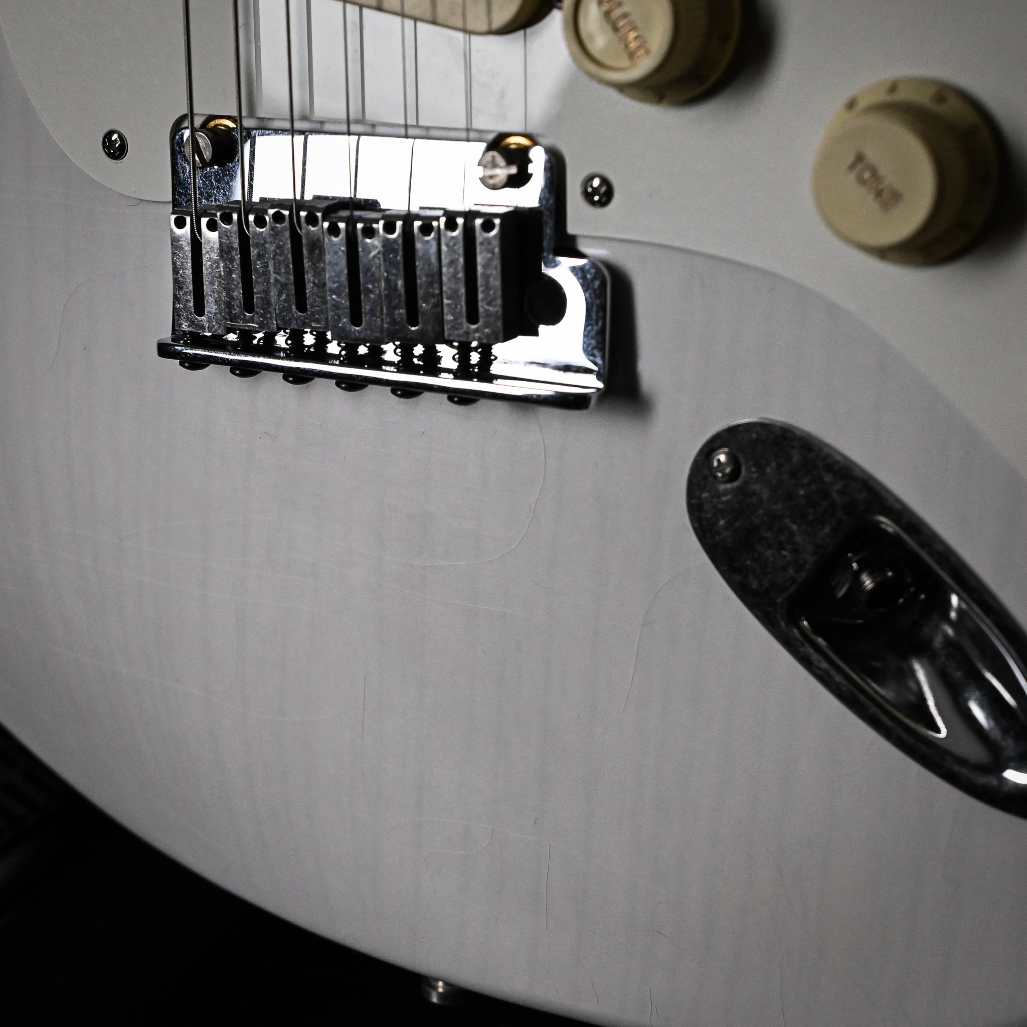 Fender American Ultra Luxe Vintage '50s Stratocaster- White Blonde (US26009119)