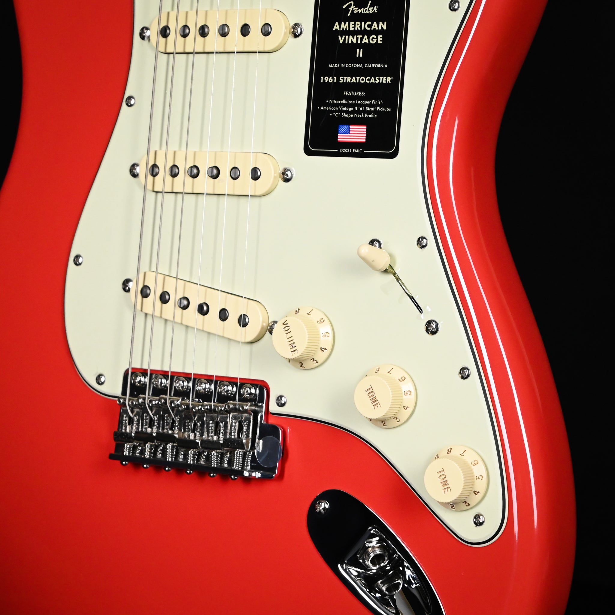Fender American Vintage II 1961 Stratocaster- Fiesta Red (V25112)