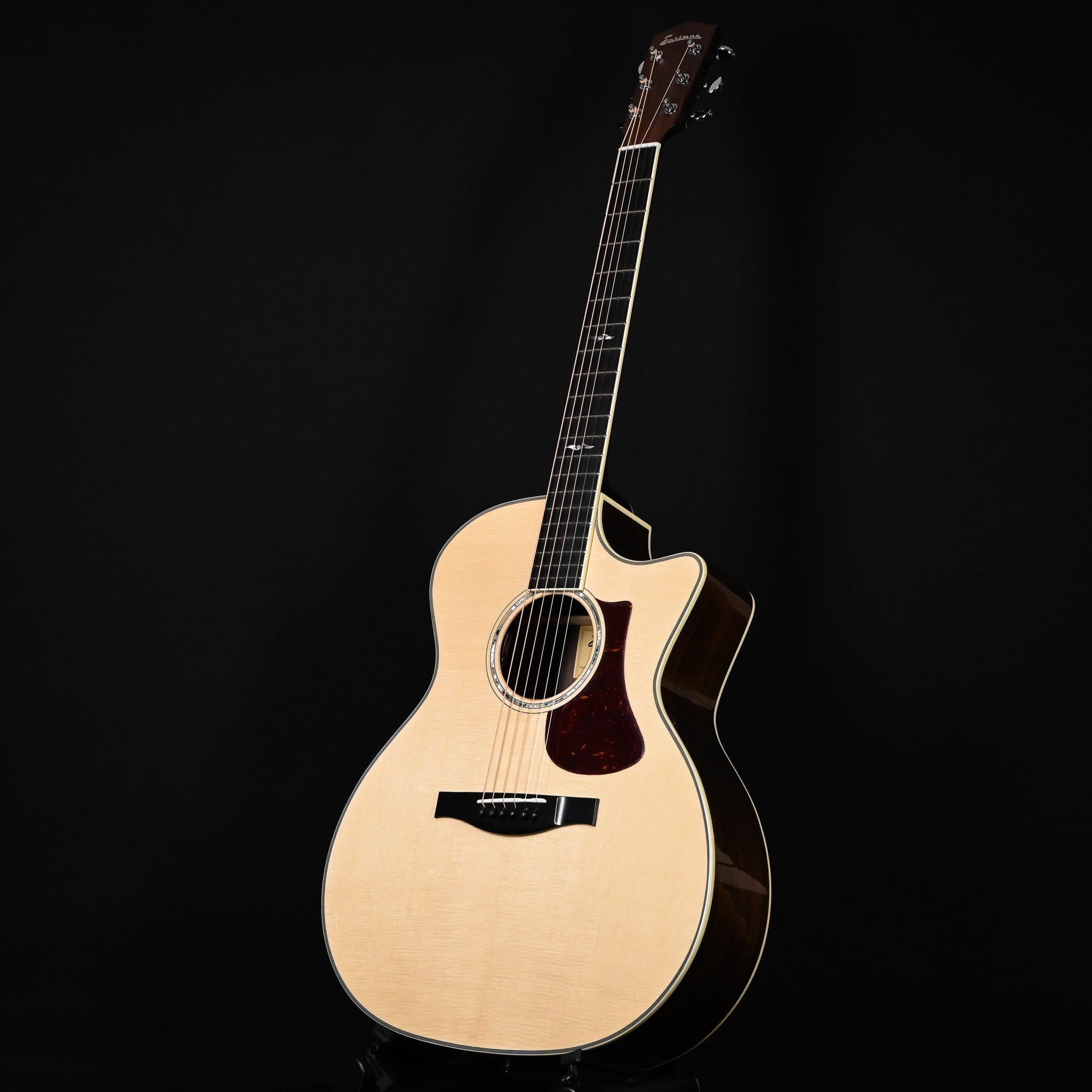 Eastman AC422CE Grand Auditorium Acoustic-Electric Guitar - Natural 2026 (M2528153)