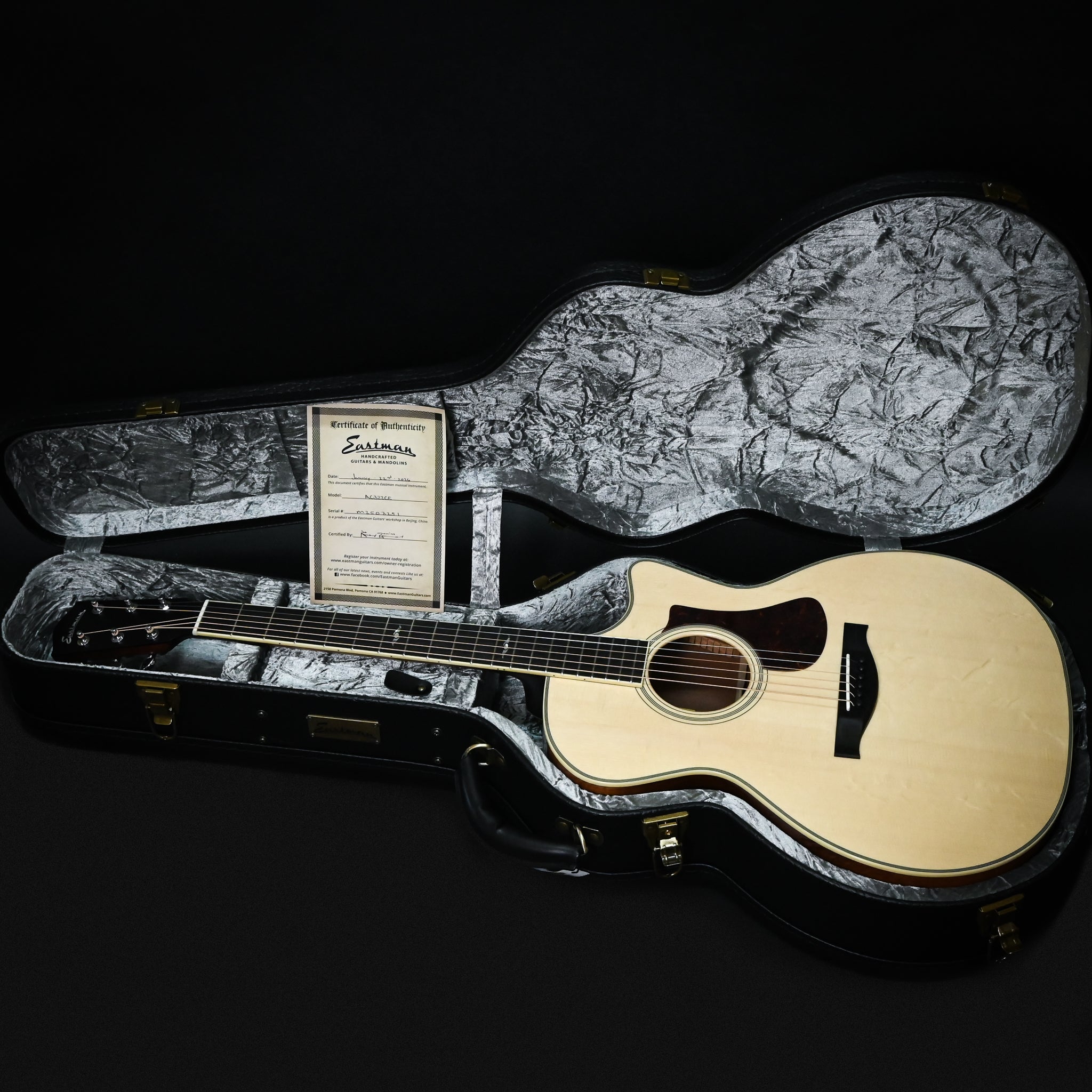 Eastman AC322CE Grand Auditorium Acoustic-Electric Guitar- Natural 2026 (M2503251)
