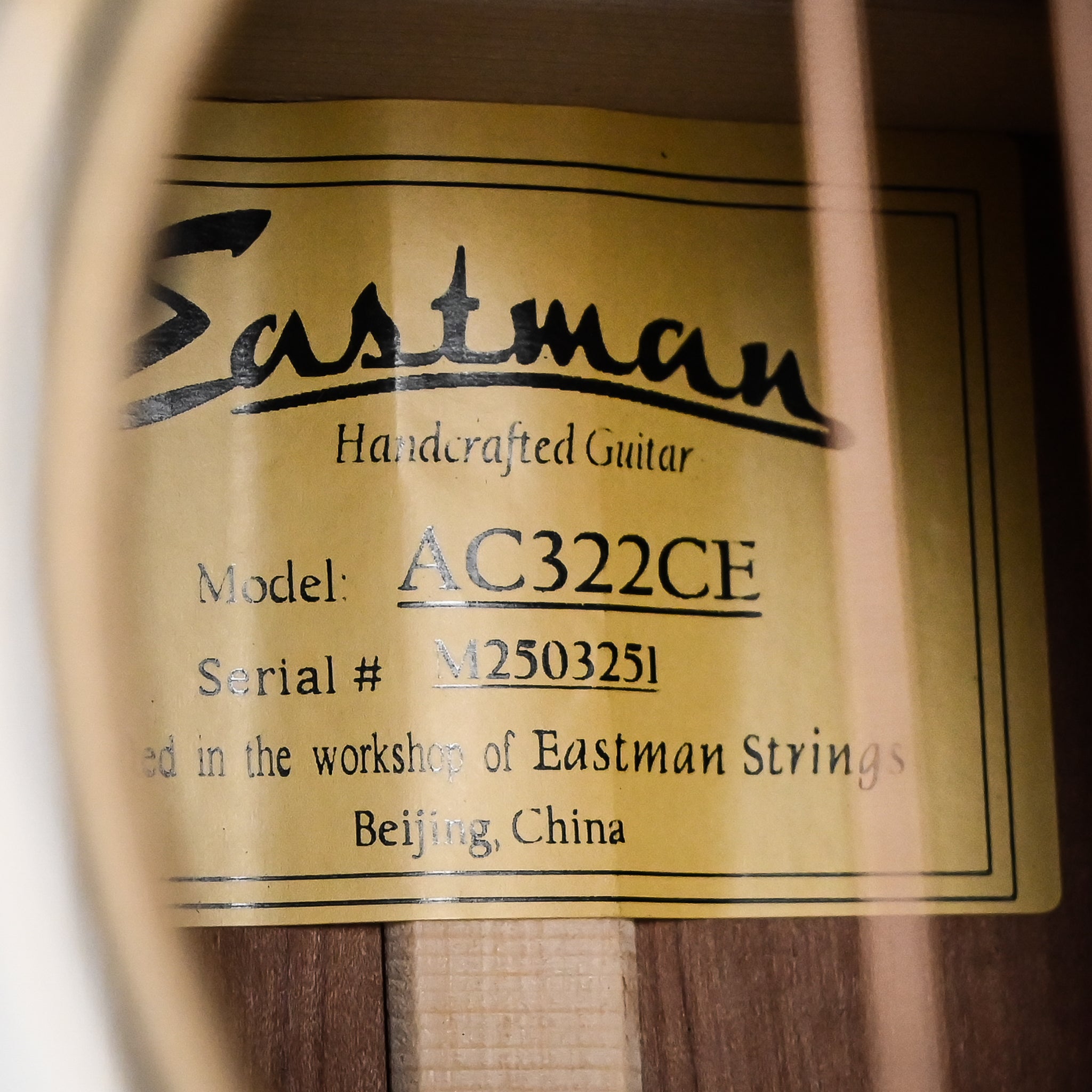 Eastman AC322CE Grand Auditorium Acoustic-Electric Guitar- Natural 2026 (M2503251)