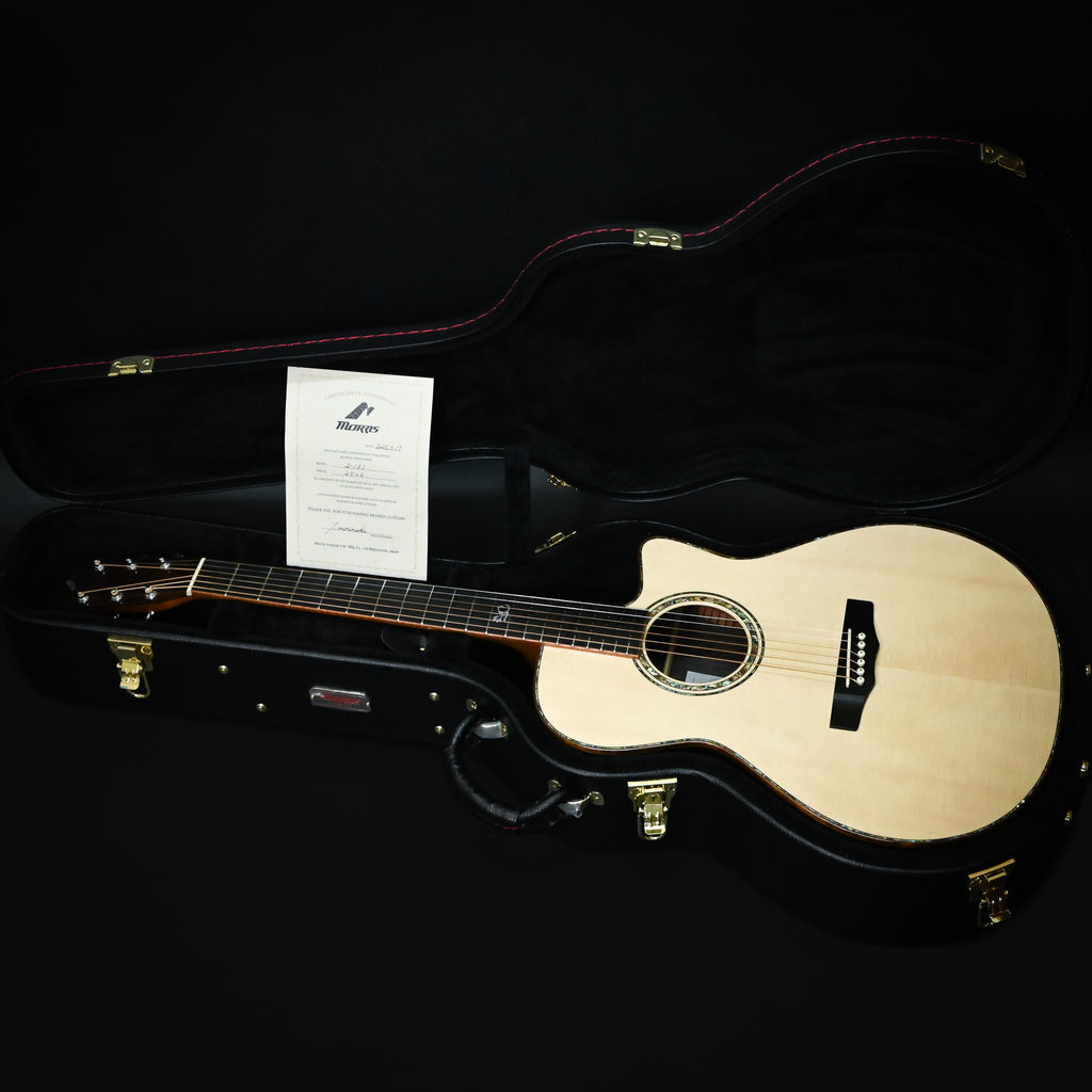 Morris S-131 "Luthier Made Premium" Acoustic Guitar- Natural (2502)