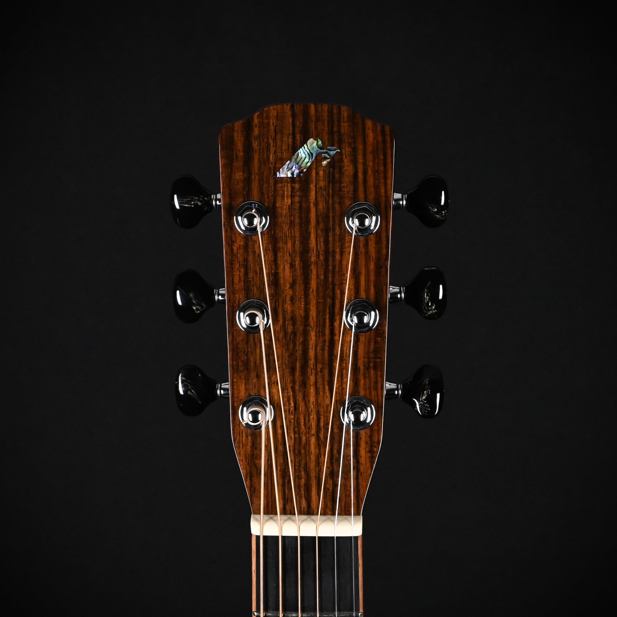 Morris S-131 "Luthier Made Premium" Acoustic Guitar- Natural (2502)