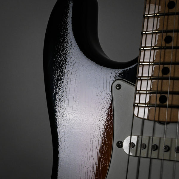 Fender Custom Shop '68 Stratocaster Deluxe Closet Classic- 3 Color Sunburst 2024 (CZ582190)