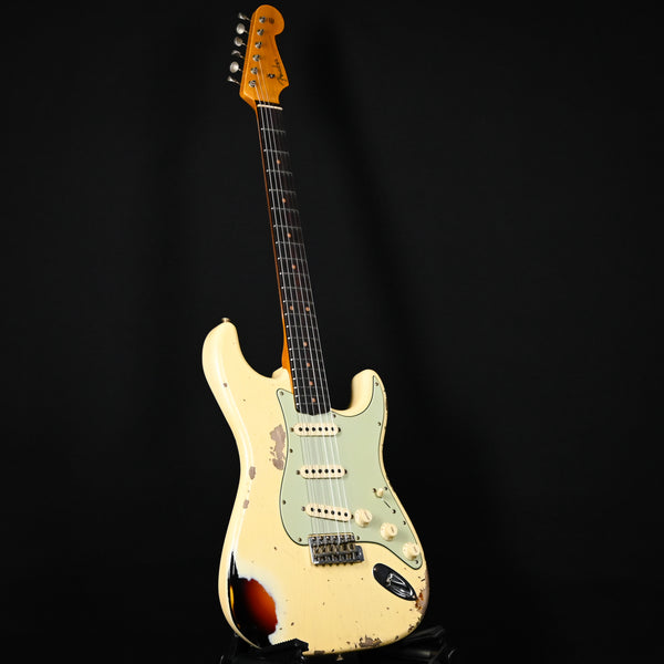 Fender Custom Shop '61 Stratocaster Heavy Relic- Aged Vintage White/ 3 Color Sunburst 2025 (CZ587555)