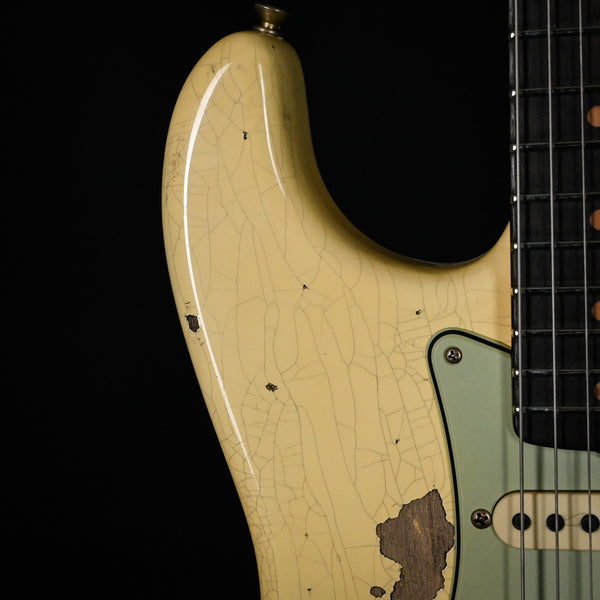 Fender Custom Shop '61 Stratocaster Heavy Relic- Aged Vintage White/ 3 Color Sunburst 2025 (CZ587555)