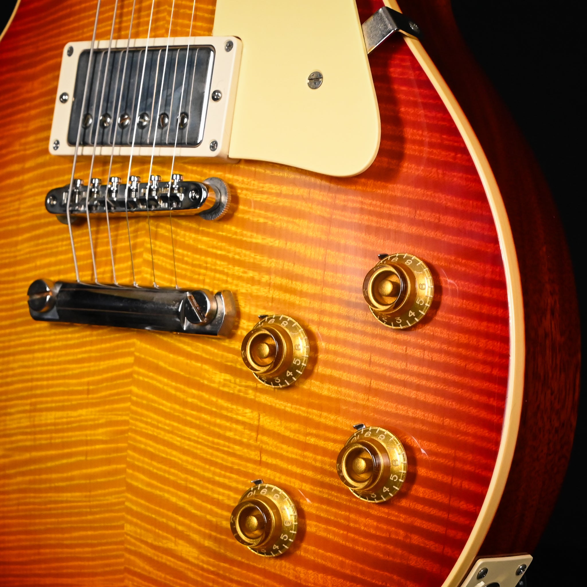 Gibson Custom 1959 Les Paul Standard Reissue VOS- Washed Cherry Sunburst 2024 Amazing Flame Top, 8 lbs 8.8 oz(941499) Used – Mint