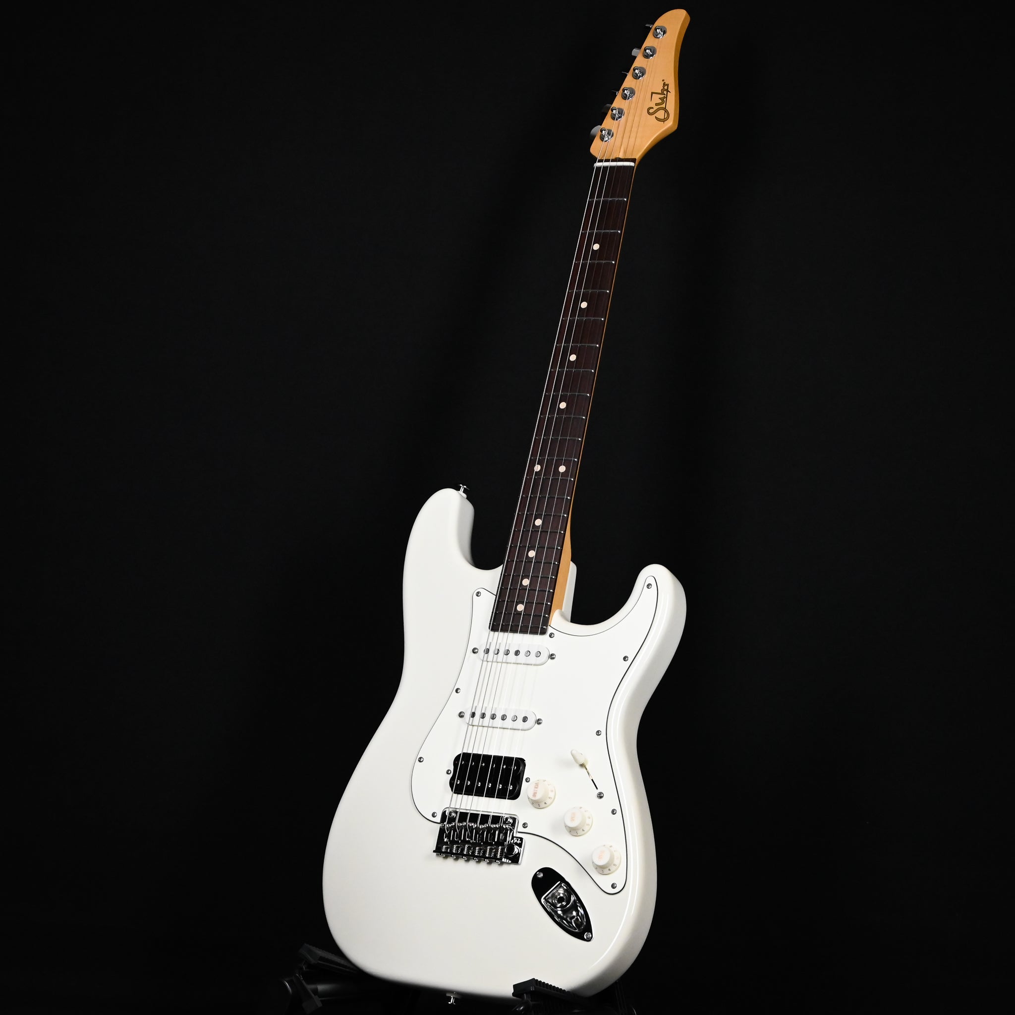 Suhr Classic S HSS w/ Premium Softshell Case Electric Guitar- Olympic White 2026 (94989)