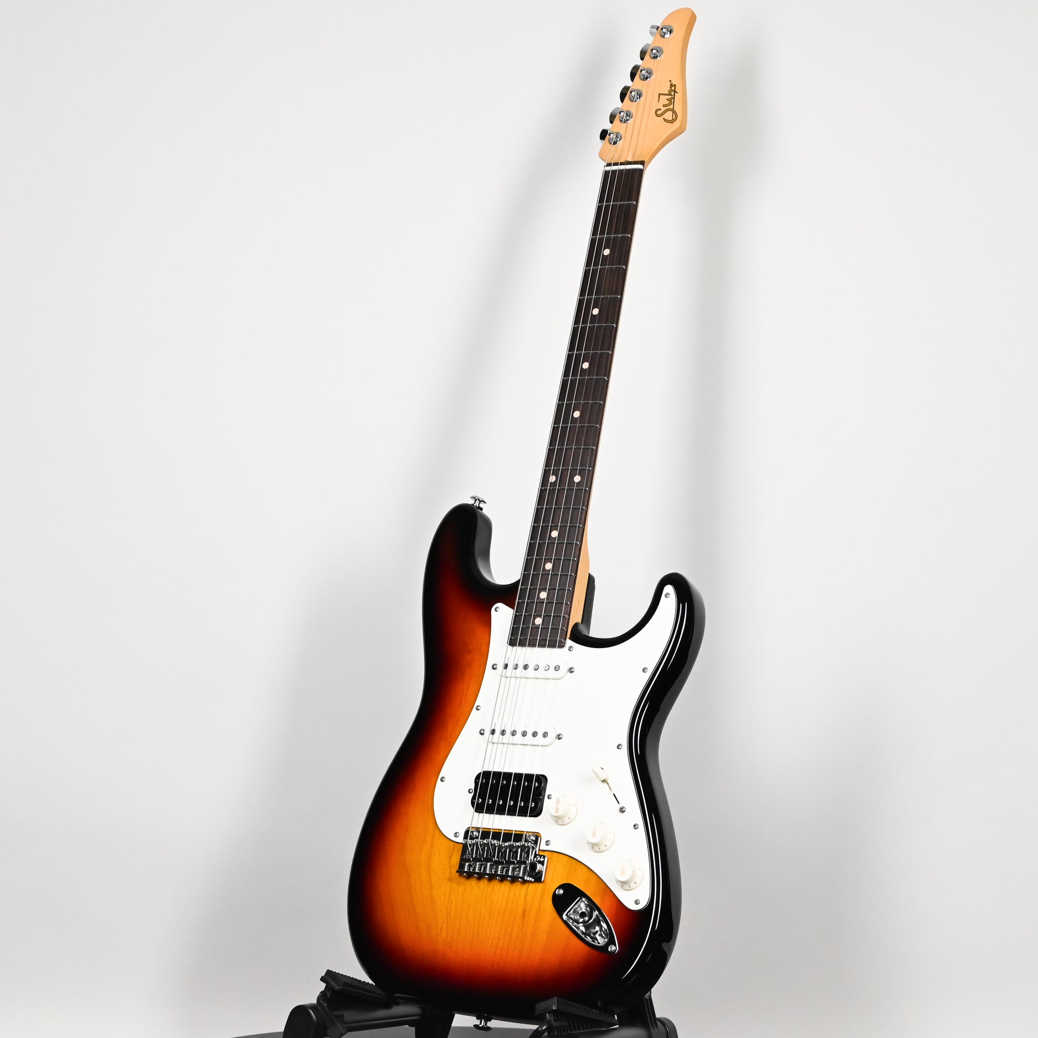 Suhr Classic S HSS Electric Guitar- 3 Tone Sunburst 2026 (94994)