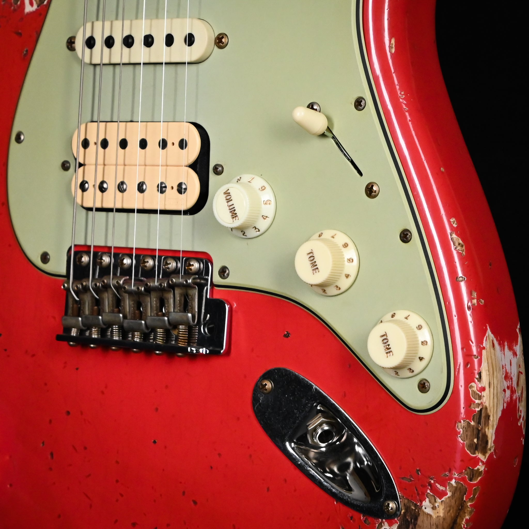 Fender Custom Shop '62 Stratocaster HSS w/ Painted Headcap, Heavy Relic- Fiesta Red 2026 (R147346)