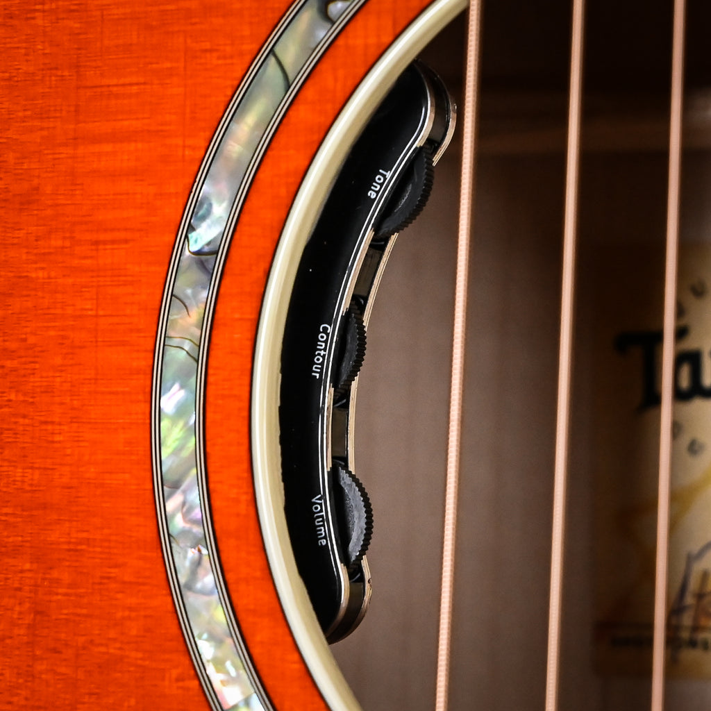 Taylor Doyle Dykes Signature Model w/ Sitka Spruce Top & Big Leaf Maple Back and Sides Acoustic/ Electric- Translucent Orange 2026 (1203066085)