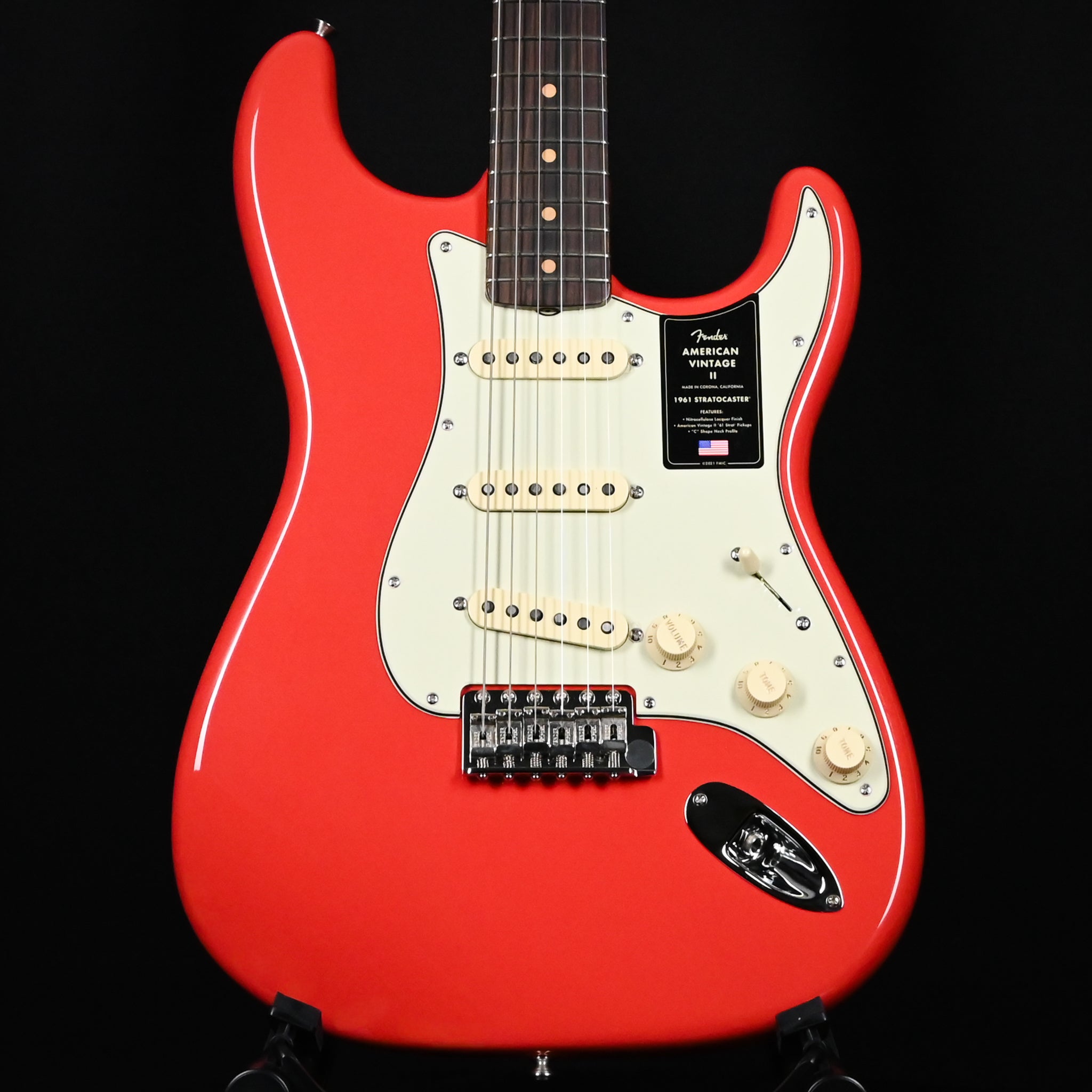 Fender American Vintage II 1961 Stratocaster- Fiesta Red 2025 (V2561943)