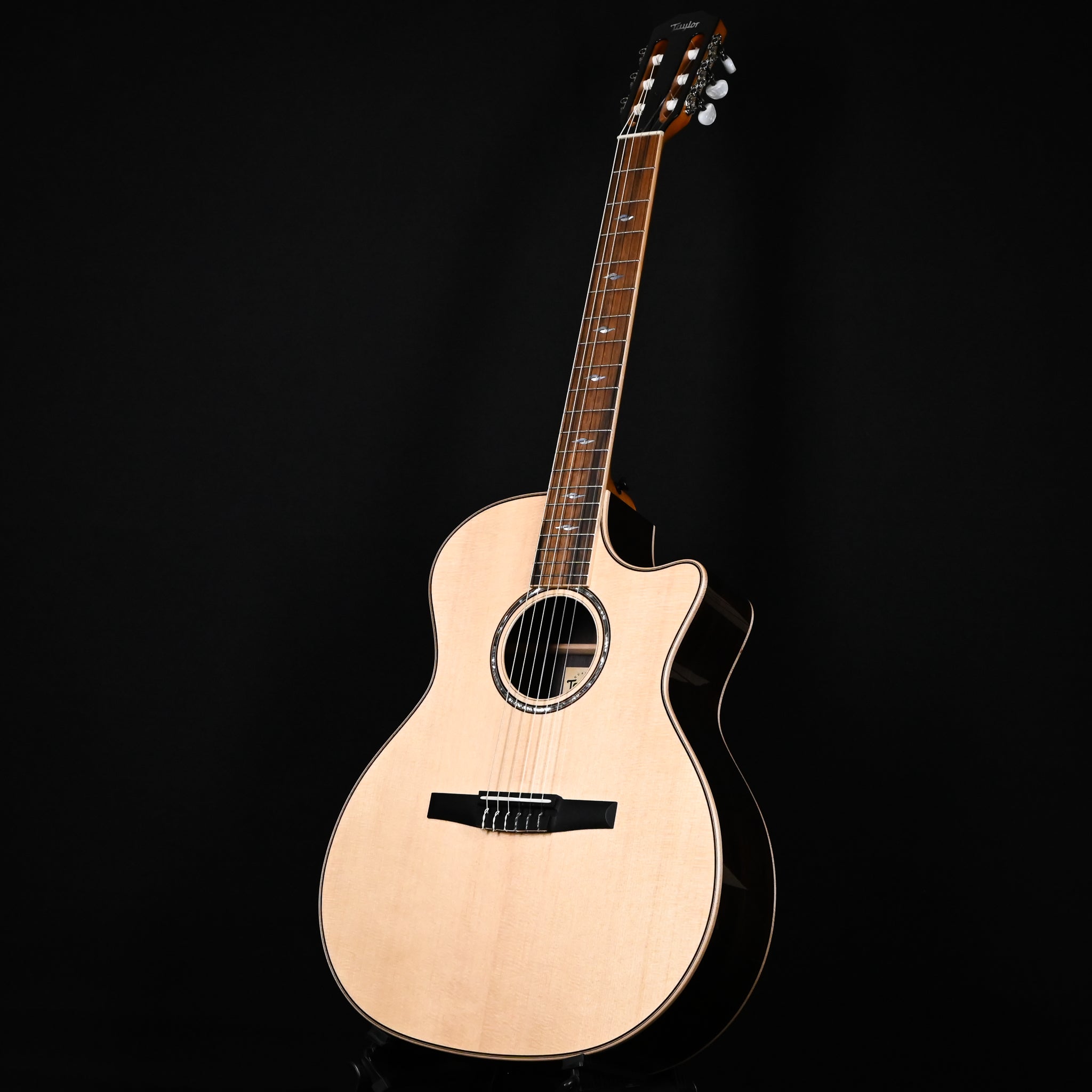 Taylor 814ce-N w/ Sitka Spruce Top & Indian Rosewood Back and Sides Acoustic/ Electric Guitar- Natural 2025 (1210085039)
