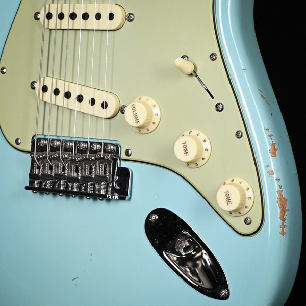 Fender Custom Shop Late-1962 Stratocaster Relic w/ Closet Classic Hardware- Faded Aged Daphne Blue 2025 (CZ585800)