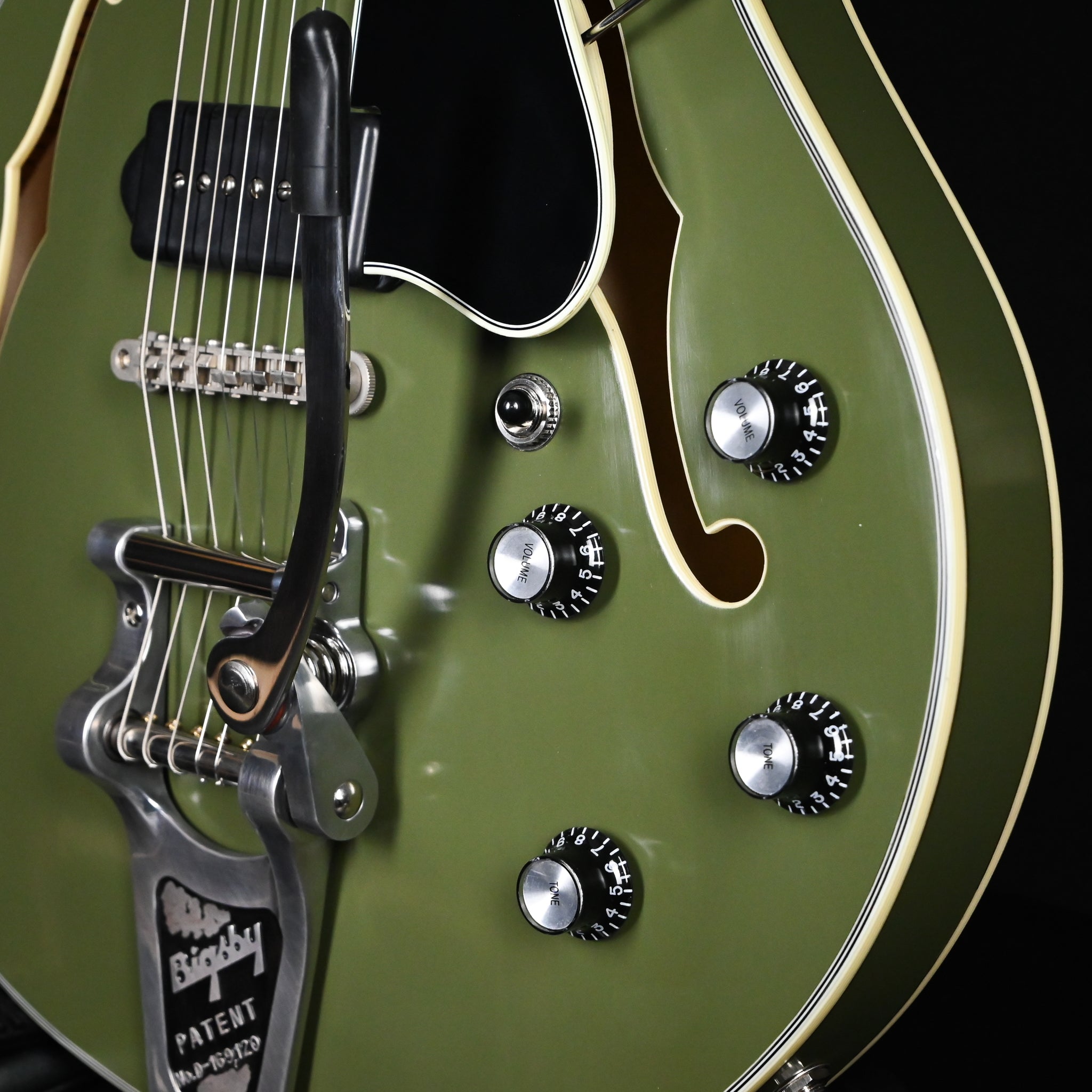 Eastman T64/ Truetone Vintage Limited Edition- Olive Drab 2026 (P2501611)