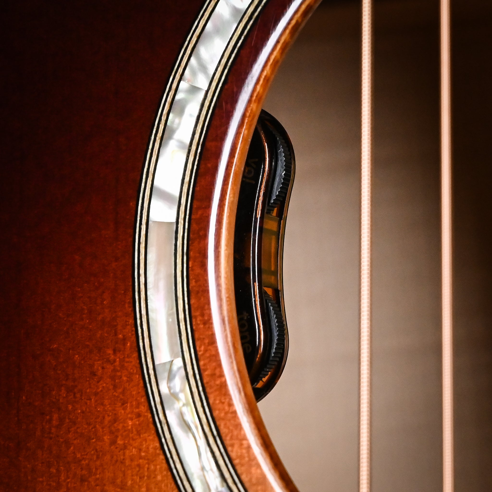 Eastman AC622CE Acoustic/ Electric- Sunburst 2026 (M2503925)