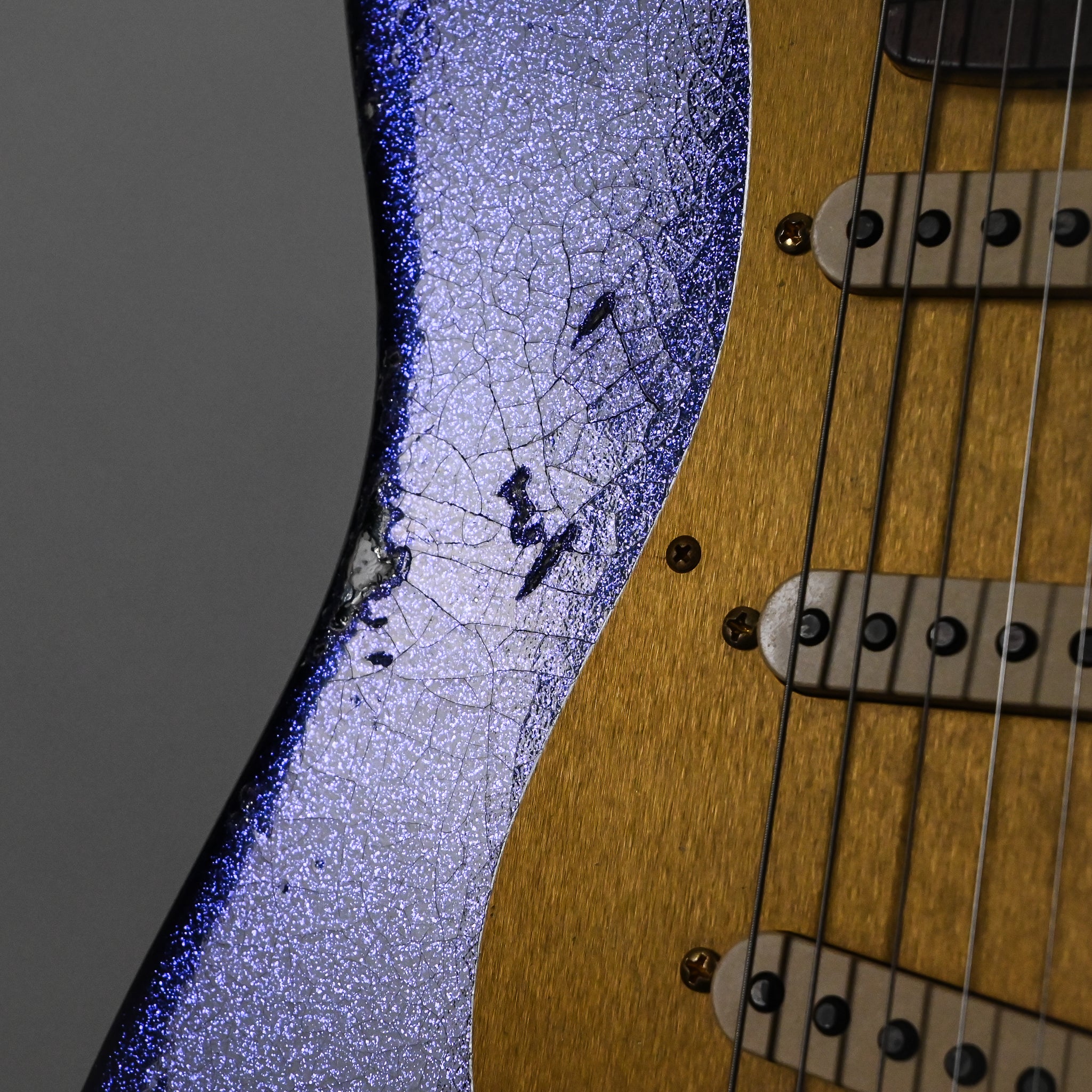 Fender Custom Shop 1962 Stratocaster w/ Gold Hardware Heavy Relic- Purple Sparkle / Black Paisley 2026 (R130318)