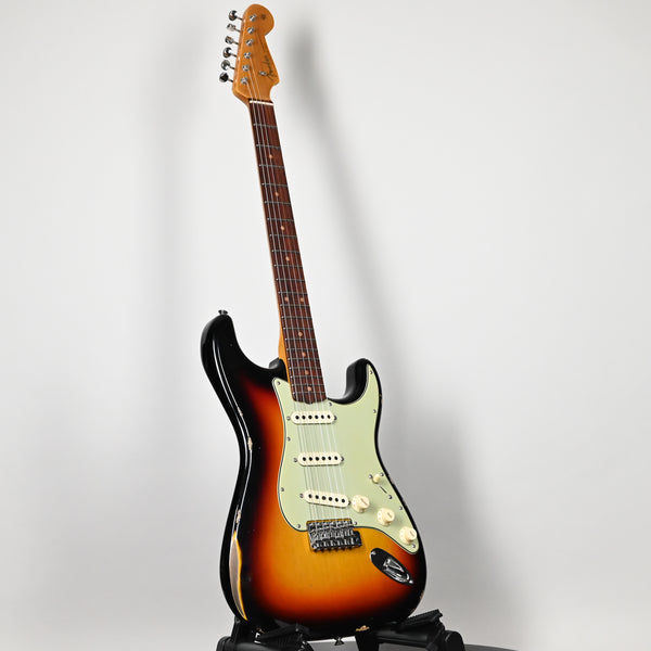 Fender Custom Shop Late-1962 Stratocaster Relic w/ Closet Classic Hardware- 3 Color Sunburst 2025 (CZ587750