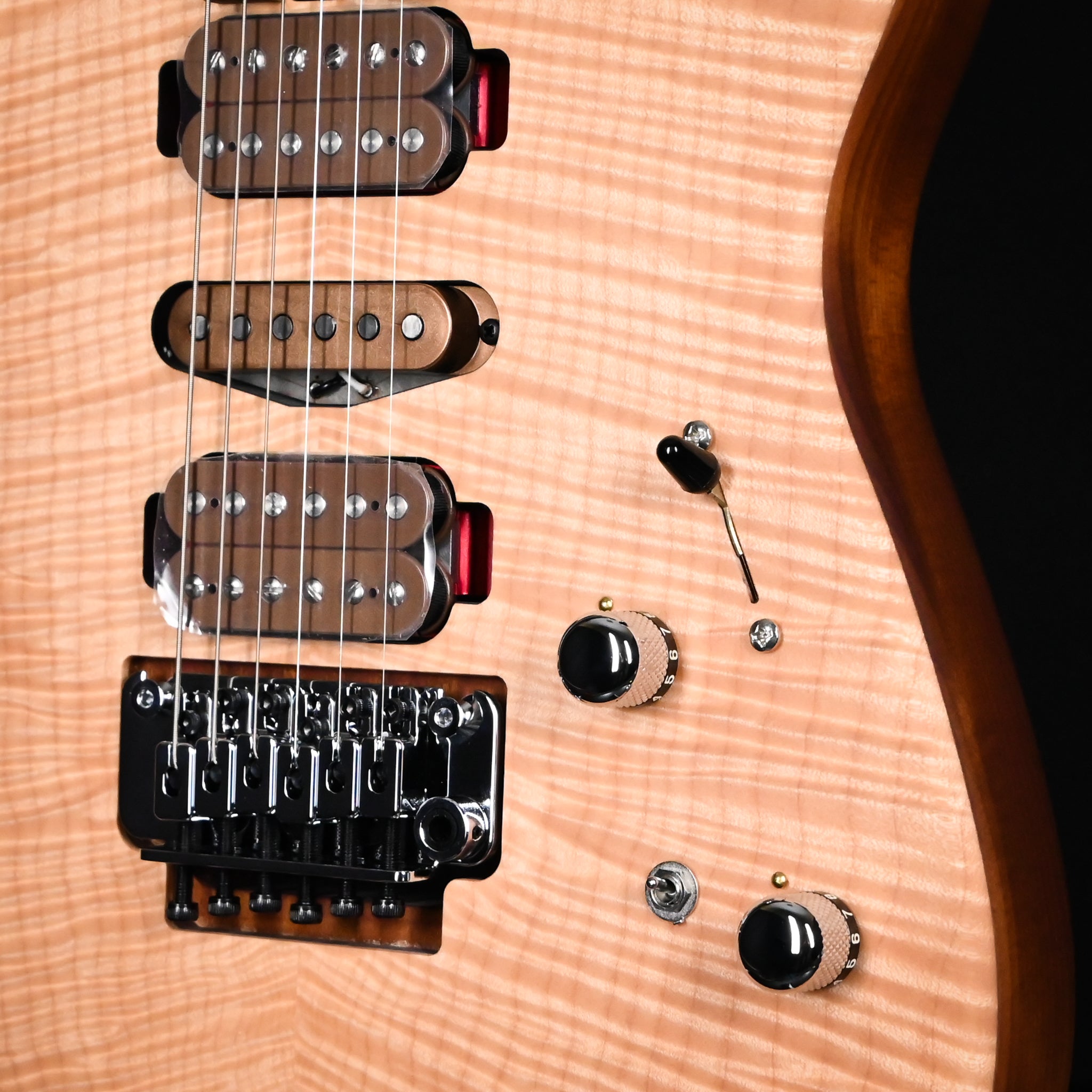 Charvel Guthrie Govan USA Signature HSH Flame Maple- Natural 2026 (GG23001211)