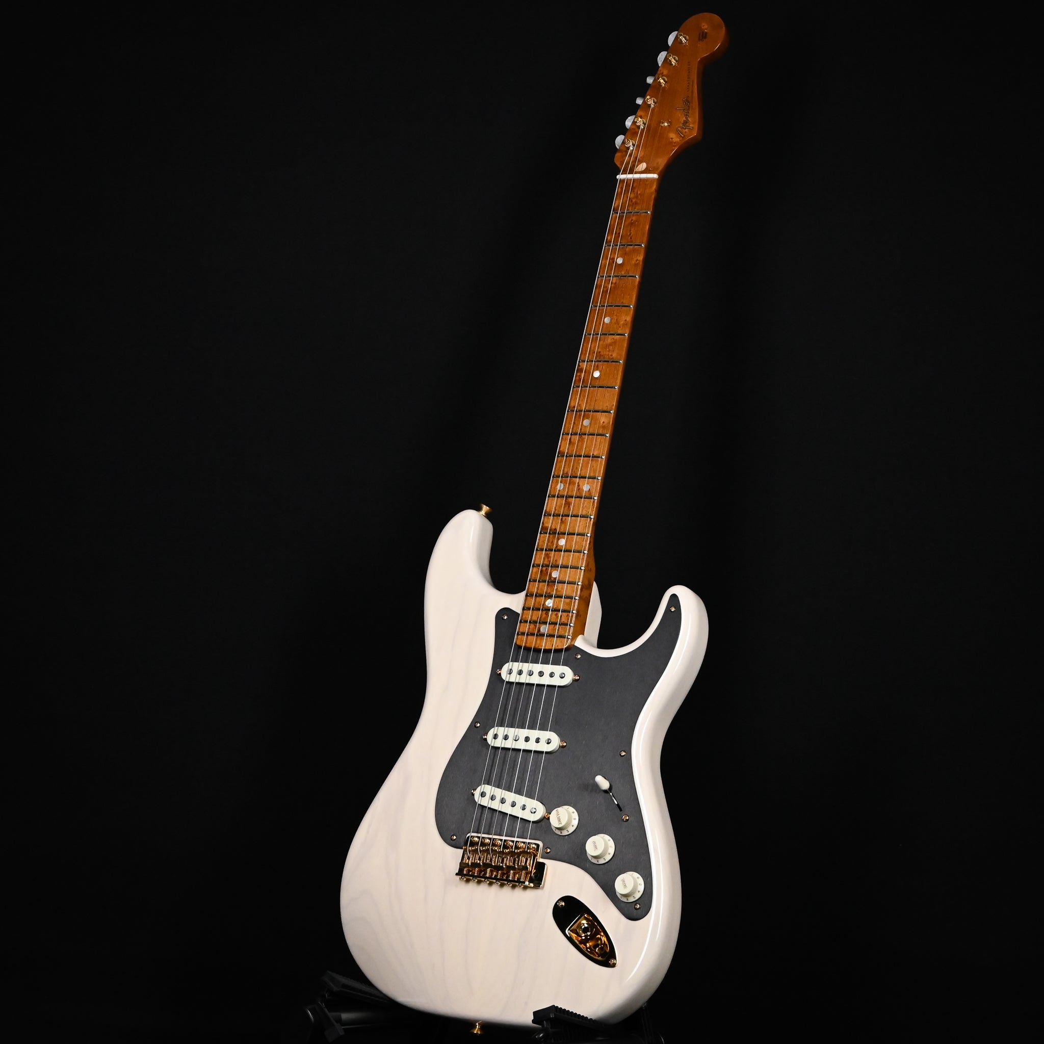 Fender Custom Shop American Custom Stratocaster NOS- Aged White Blonde 2026 (XN18528)