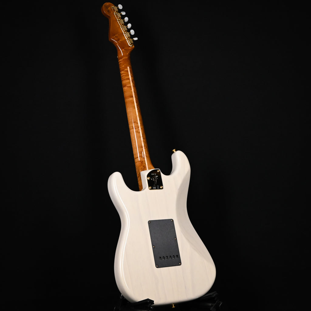 Fender Custom Shop American Custom Stratocaster NOS- Aged White Blonde 2026 (XN18528)
